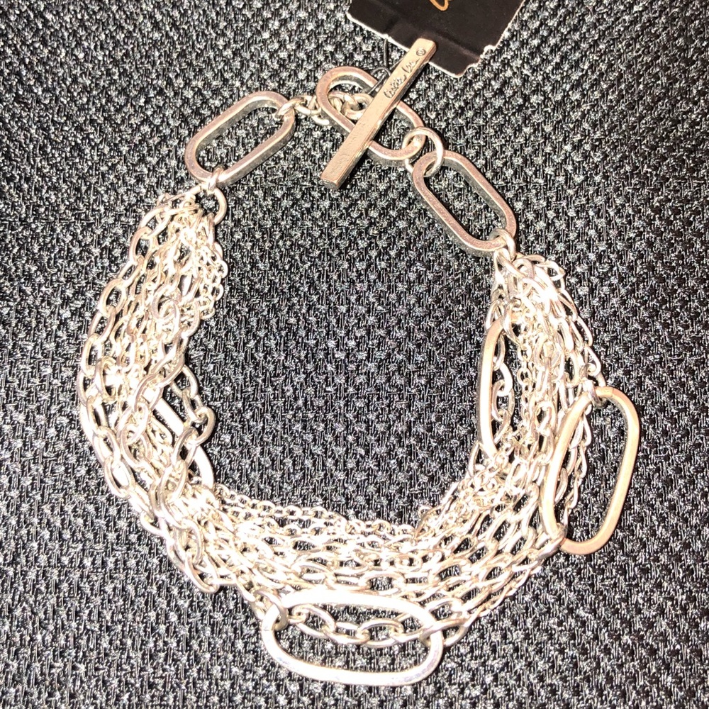 Multi-chain bracelet